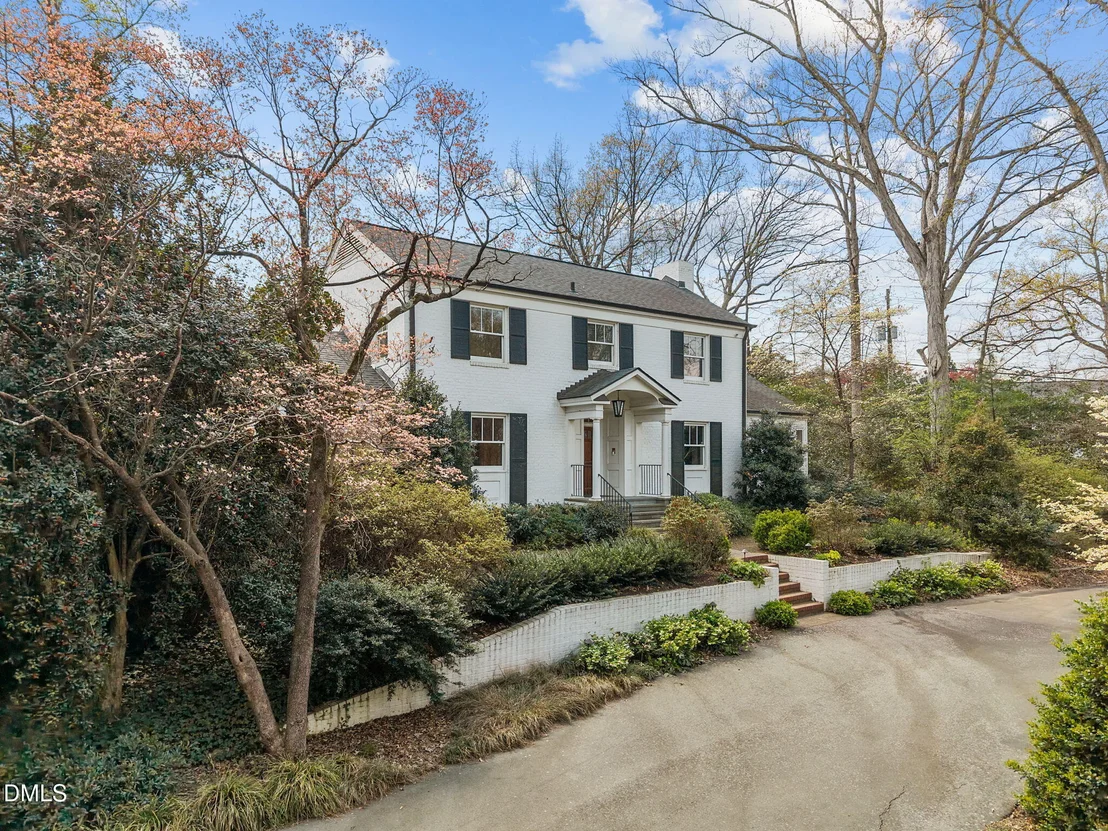 Photo of 2425 Argyle Drive