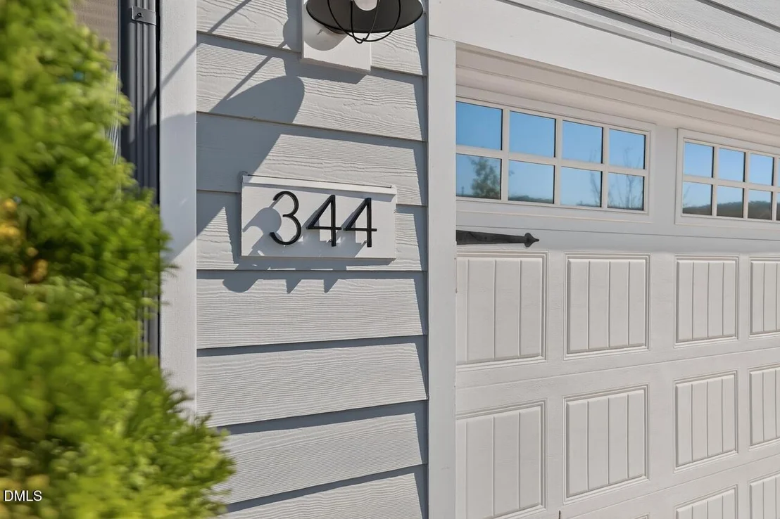 Photo of 344 Steeplechase Boulevard