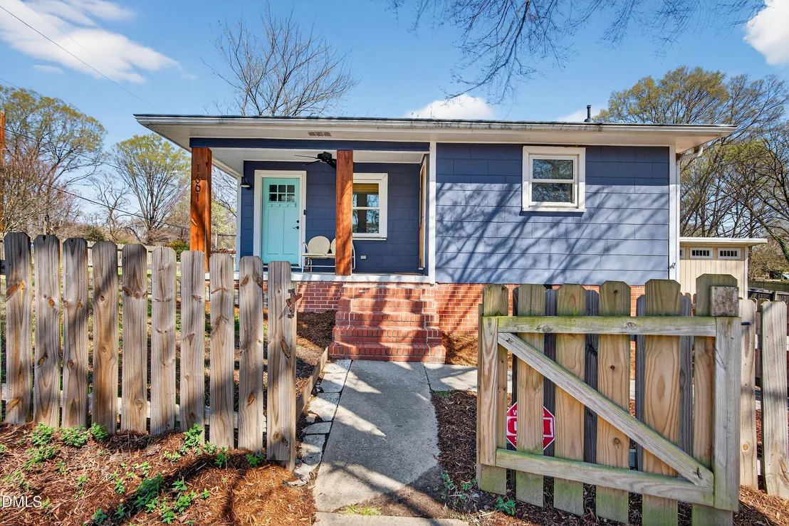 Photo of 1601 Lathrop Street