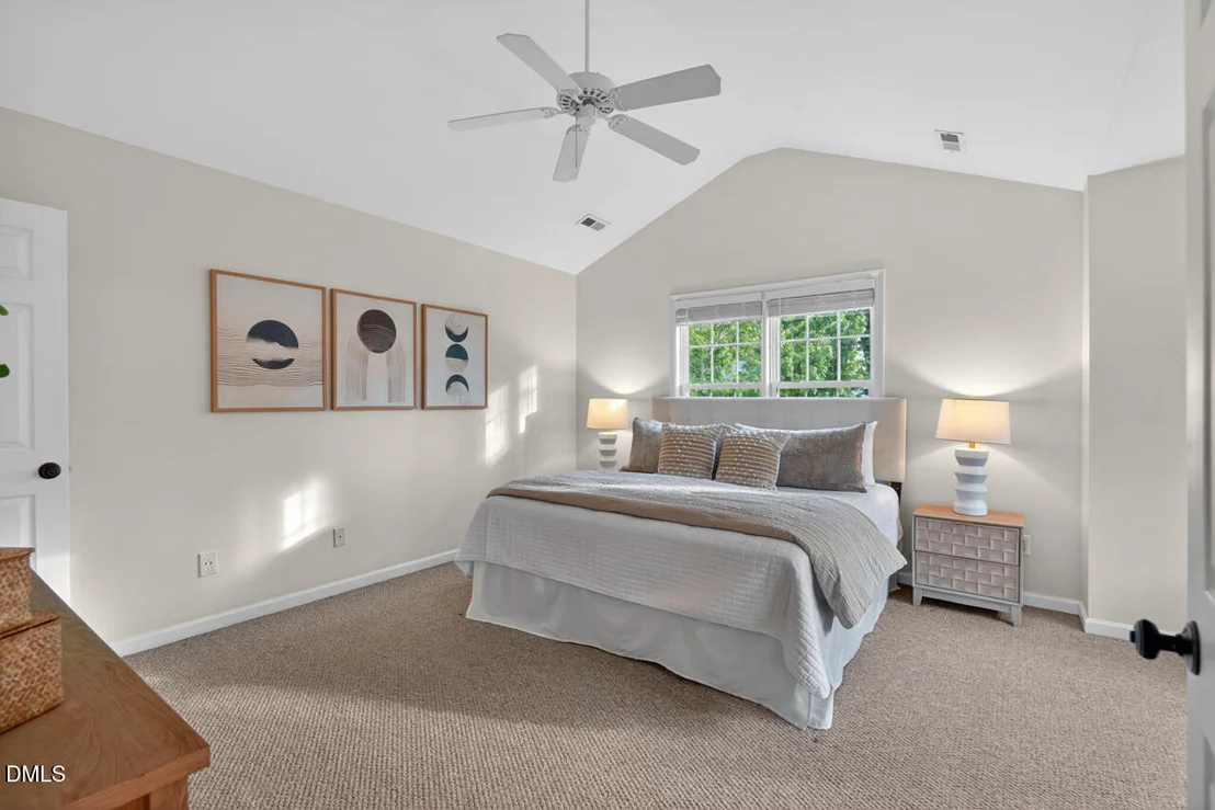 Photo of 2505 Summit Drive
