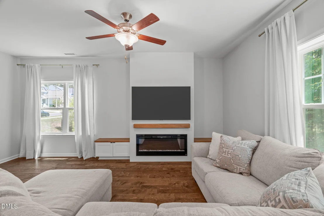 Photo of 2215 Magnolia Tree Lane