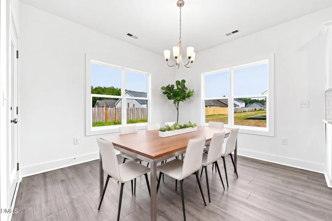 Photo of 66 Loganberry Avenue