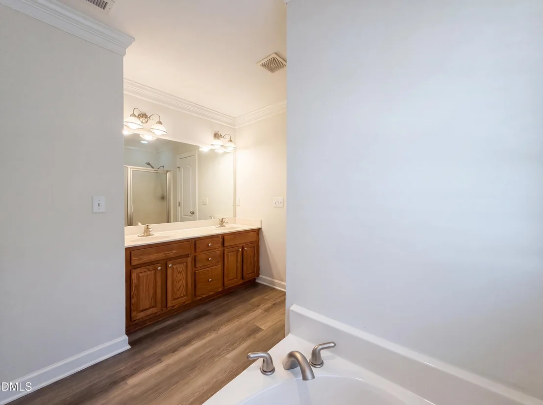 Photo of 1355 Catrush Way