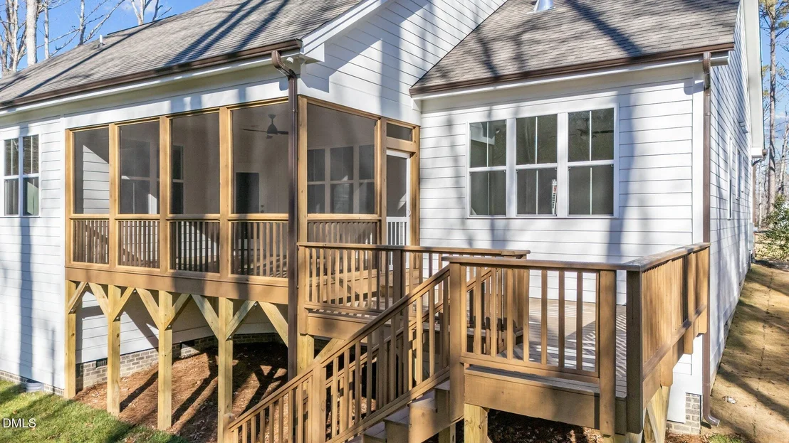 Photo of 305 Slocum Drive