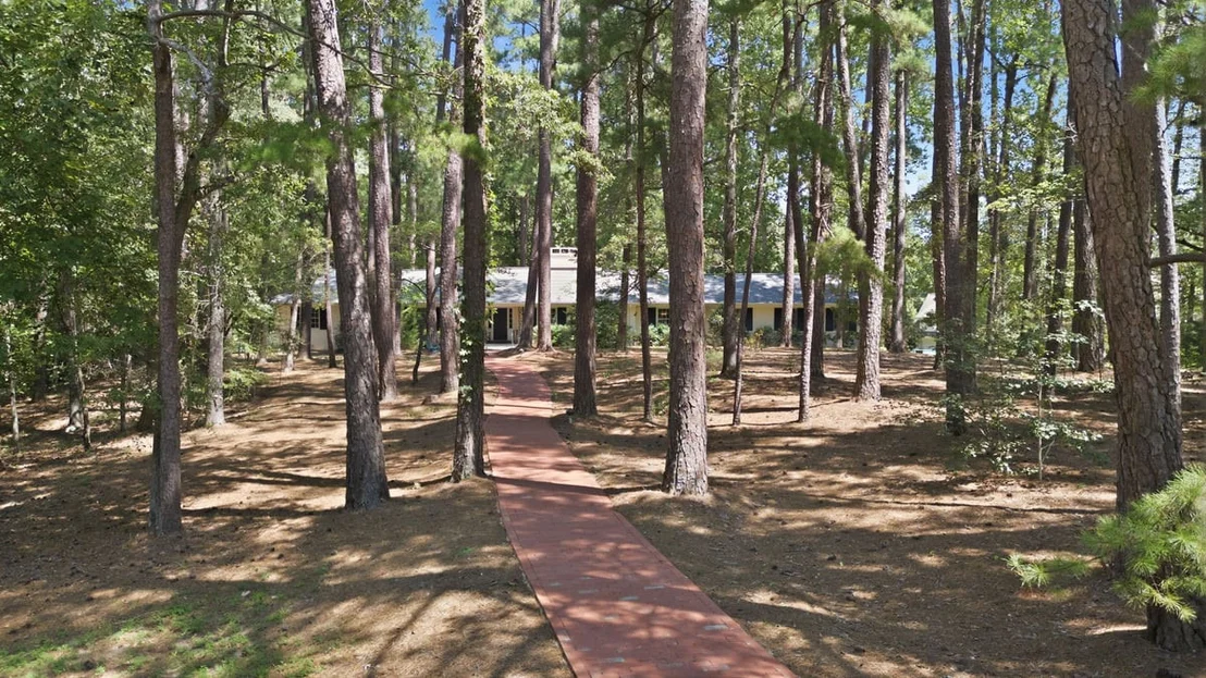 Photo of 3605 Rugby Road
