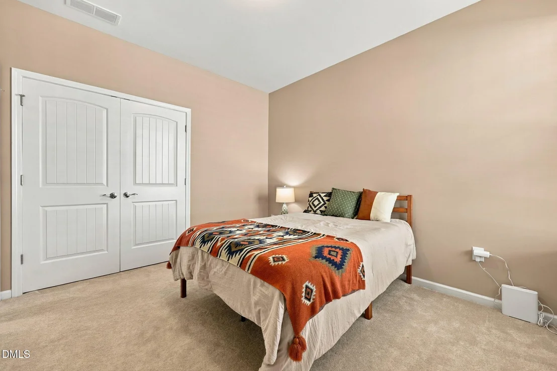 Photo of 1033 Cuthbert Lane