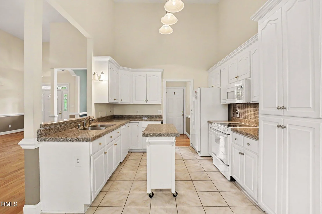 Photo of 113 Lake Point Drive