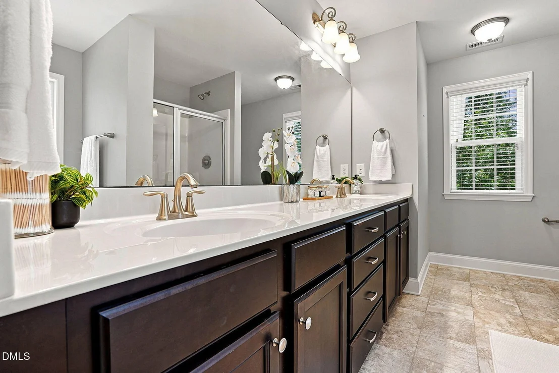 Photo of 243 Barrette Lane