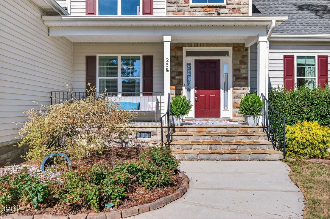 Photo of 25 Carriden Drive