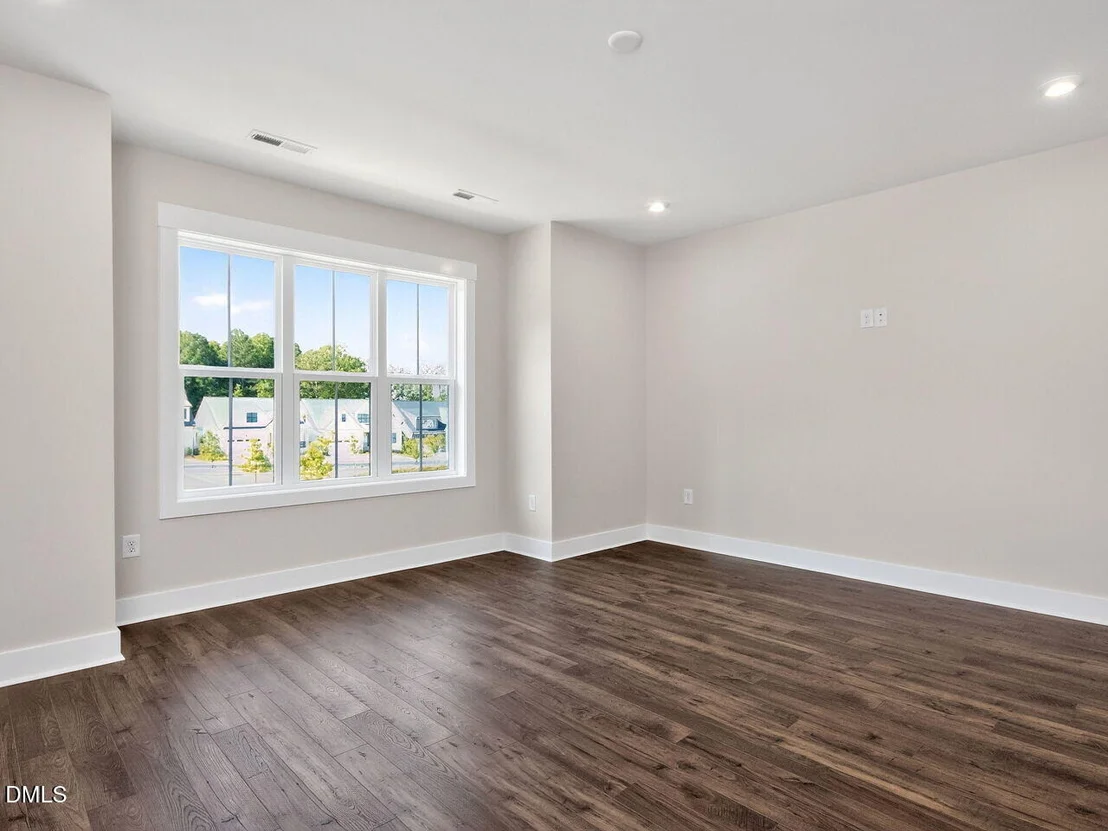 Photo of 1528 Level Stream Road