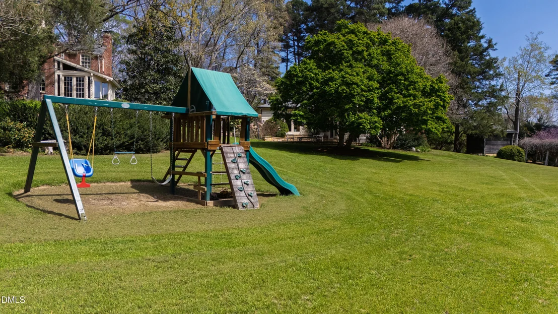 Photo of 223 Hillcrest Circle