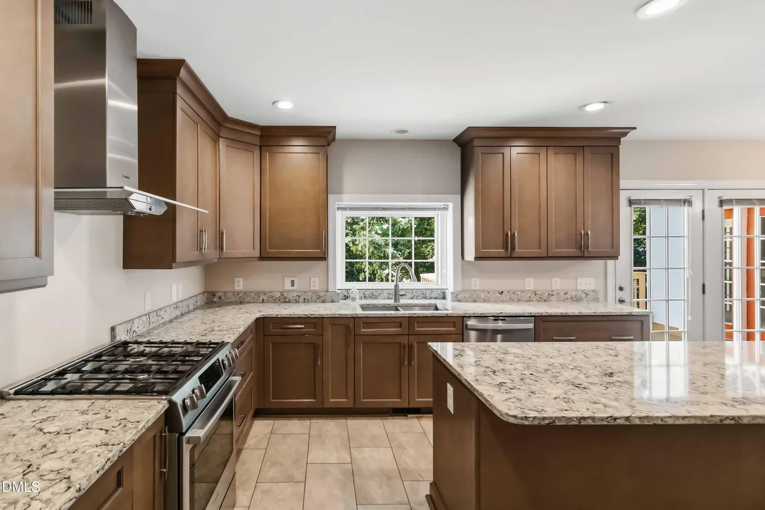 Photo of 104 Strathburgh Lane