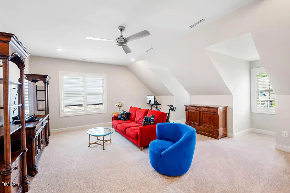 Photo of 136 Post Oak Road