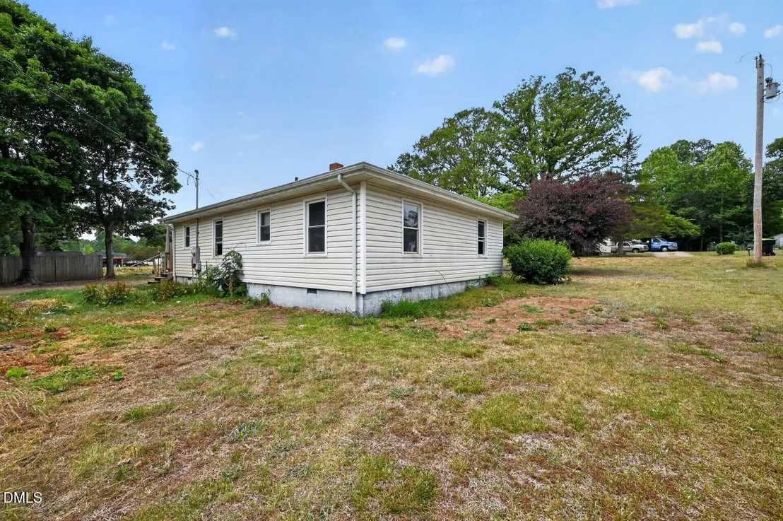 Photo of 13004 Powell Road