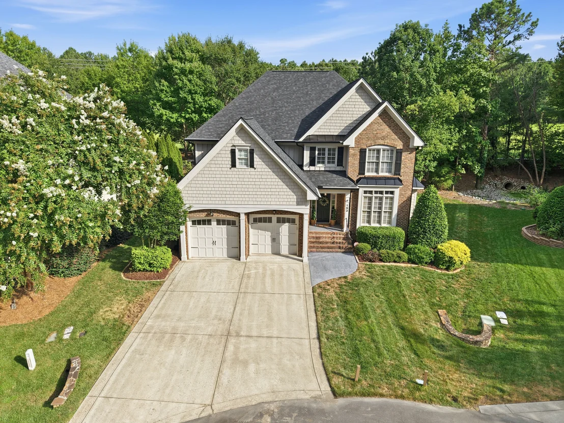 Photo of 153 Edgewood Drive