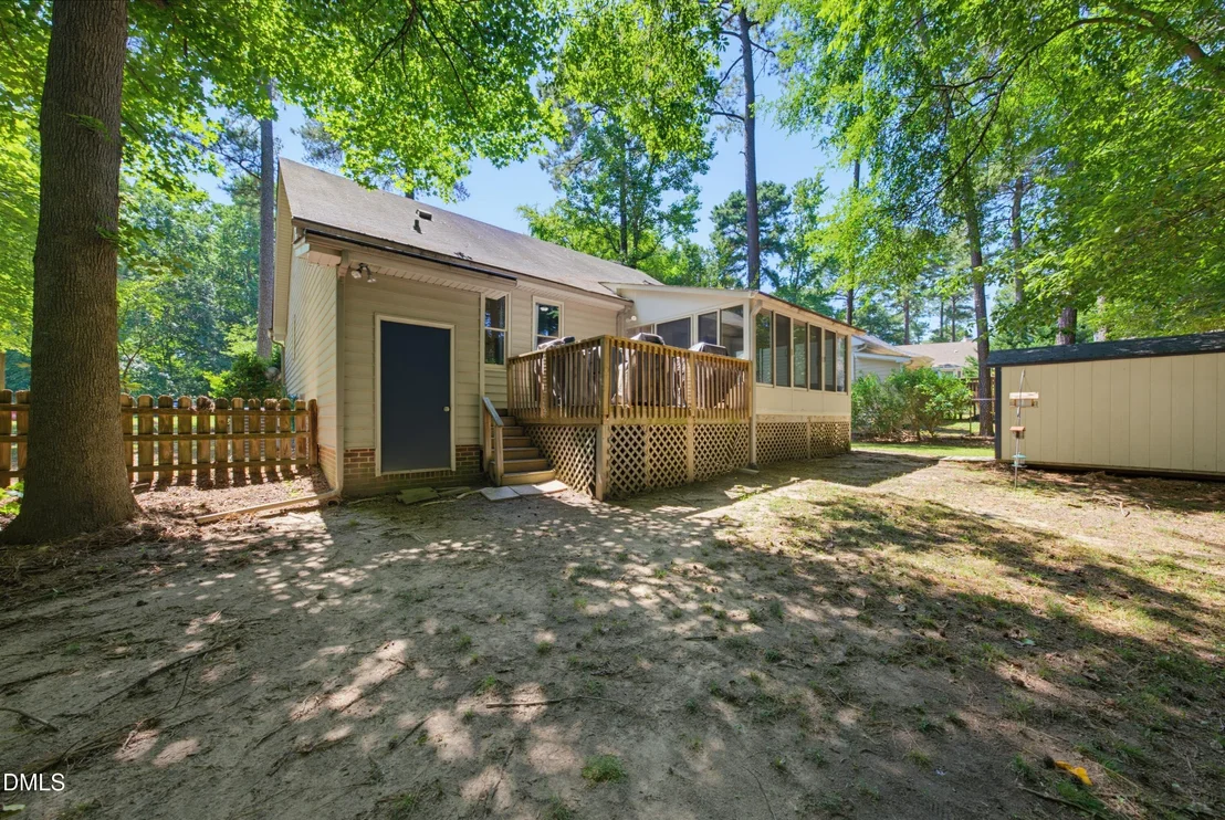 Photo of 3500 Castlegate Drive