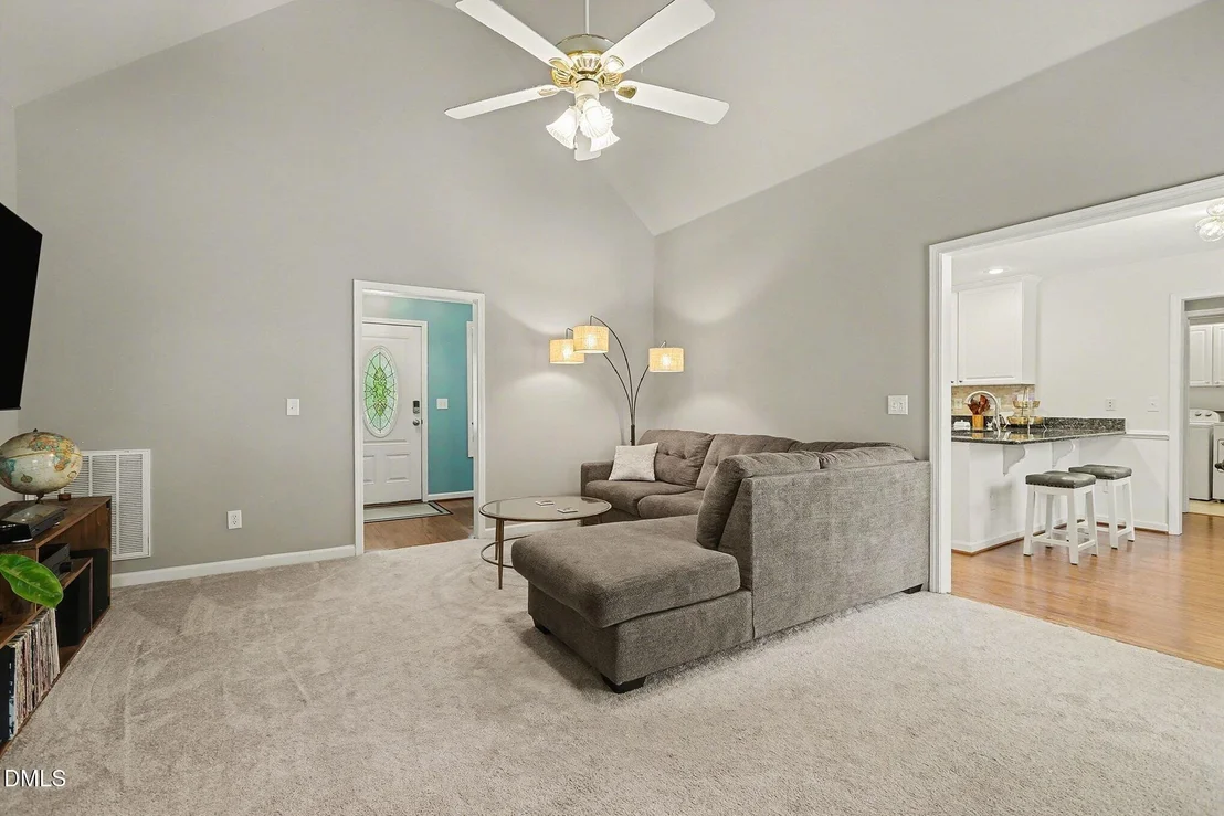 Photo of 101 Maple Street