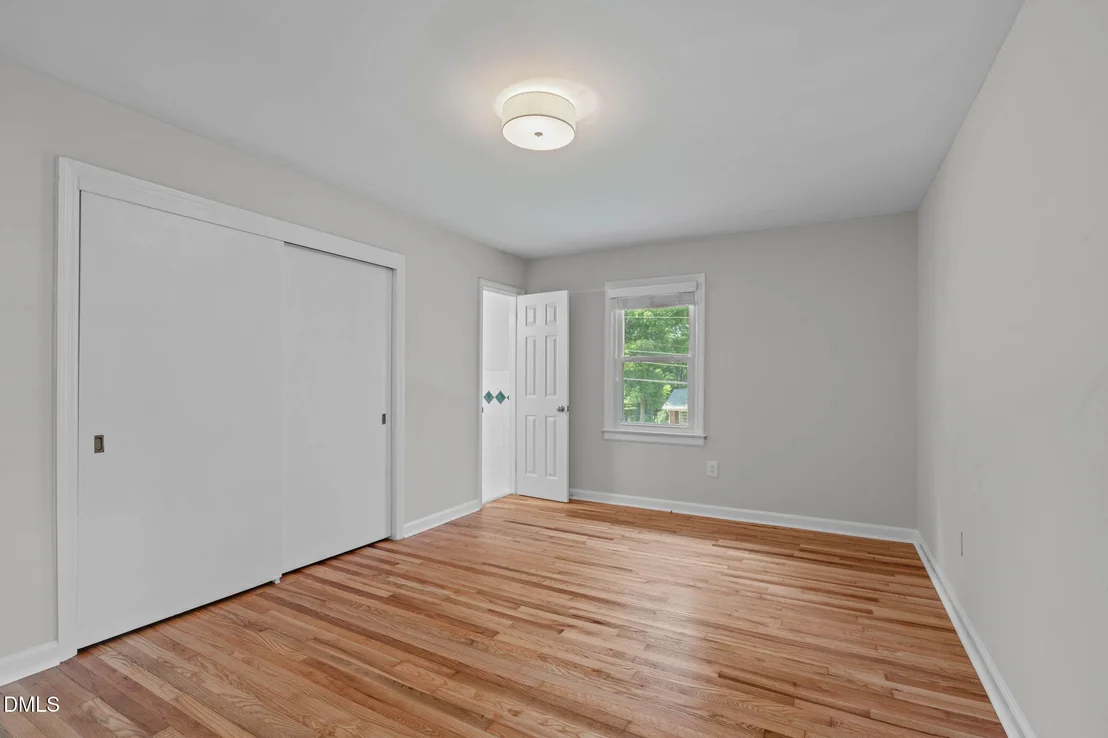 Photo of 1203 Poplar Avenue