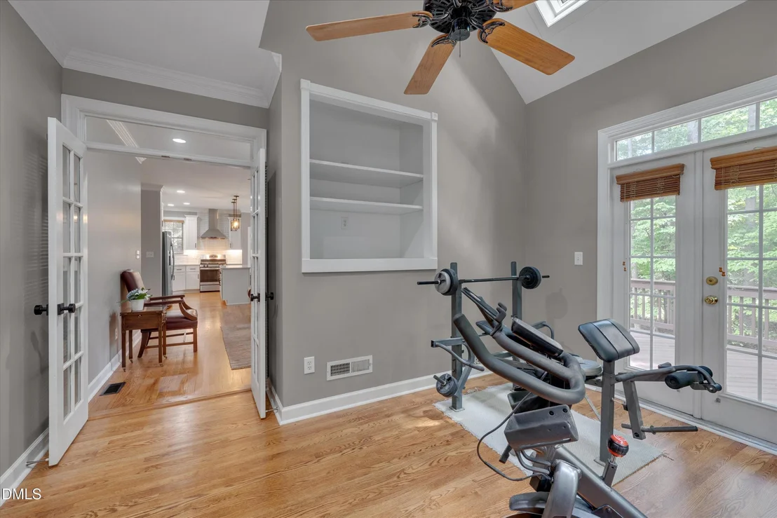 Photo of 504 Manor Rdg Drive