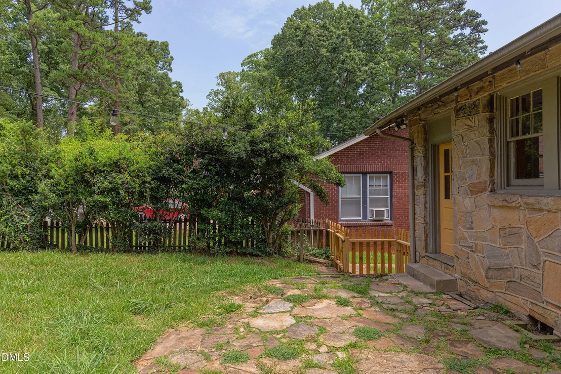 Photo of 1925 Alexander Road