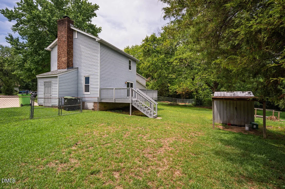 Photo of 104 Avery Le Circle