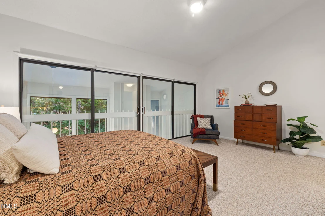 Photo of Unit B at 706 Constitution Drive