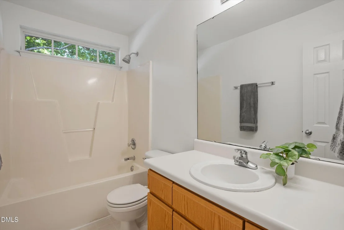 Photo of 552 Moseley Lane
