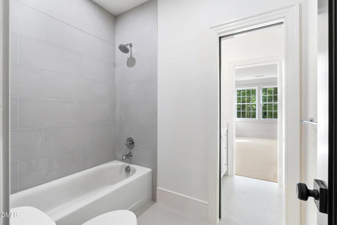 Photo of 6 Chantilly Place