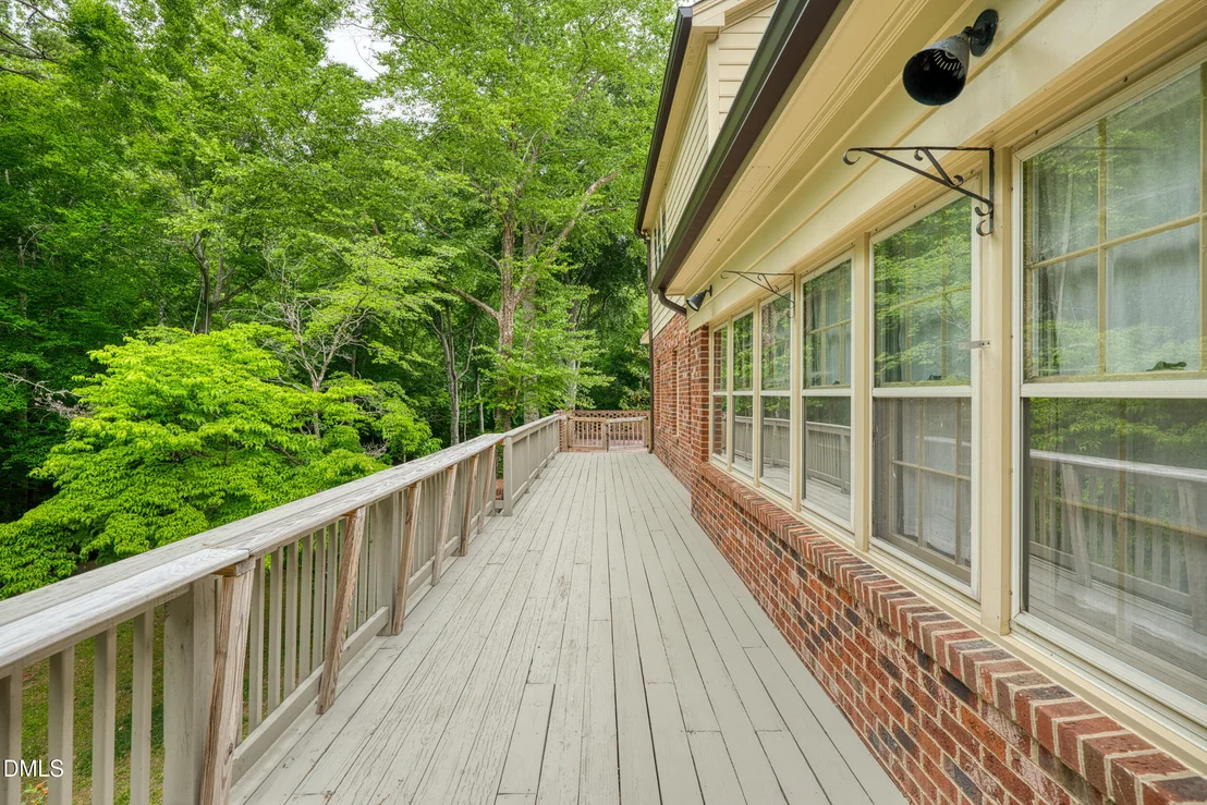 Photo of 1901 Aurora Drive