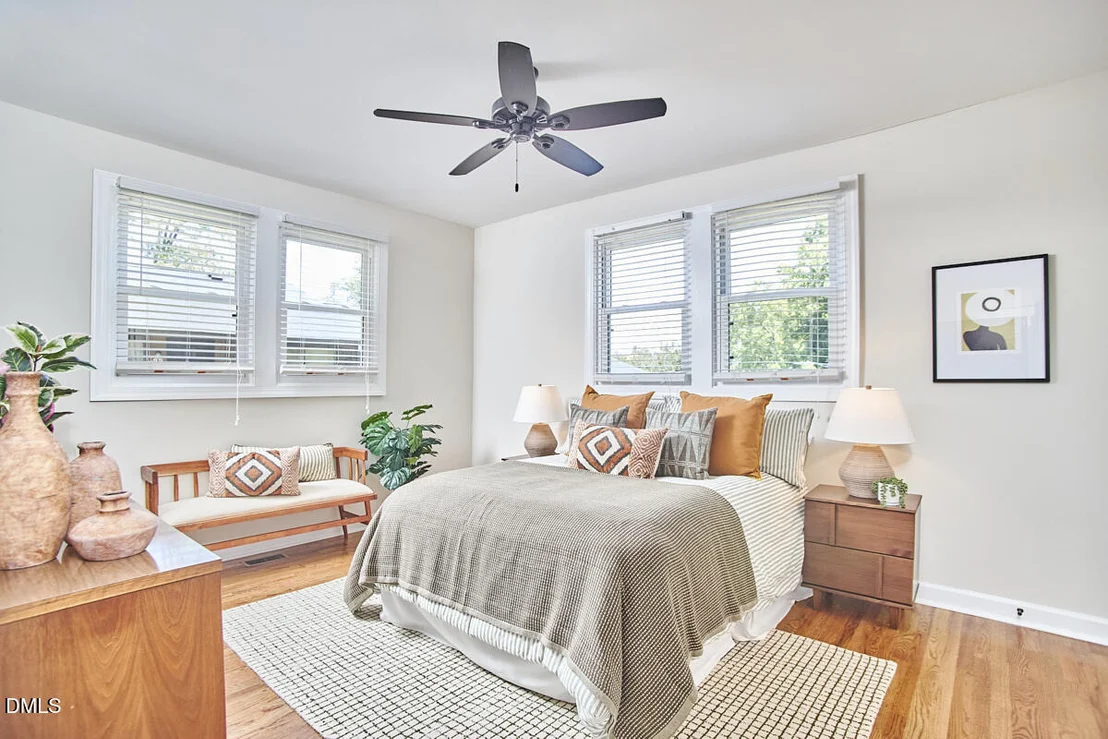 Photo of 2203 Chapel Hill Road