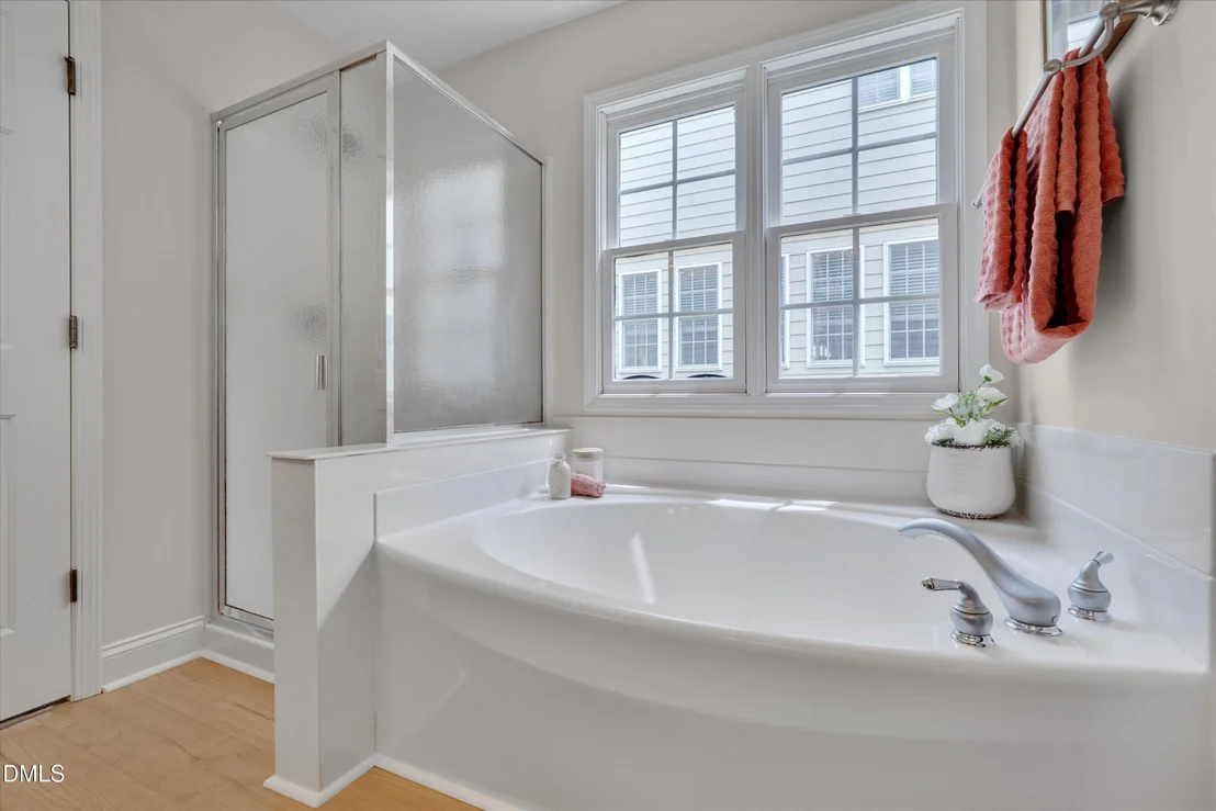 Photo of 105 Strangford Lane