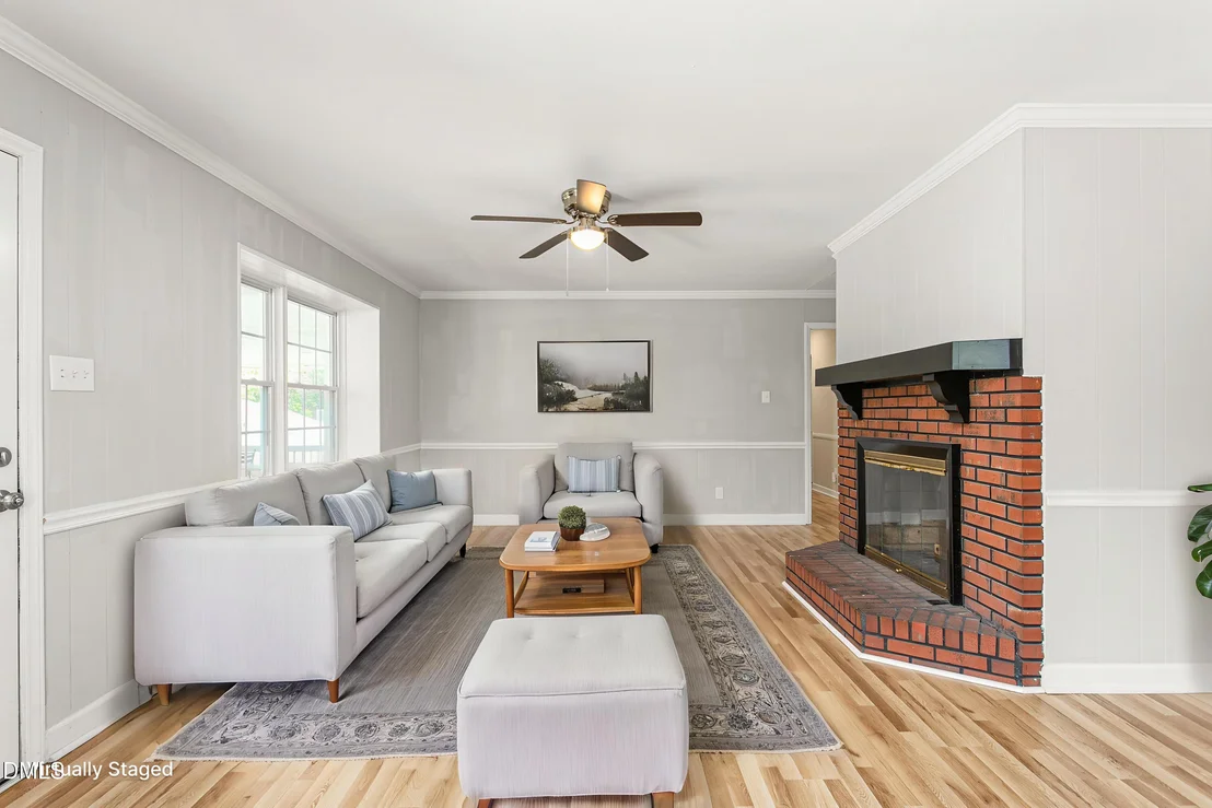 Photo of 1244 Lawndale Drive