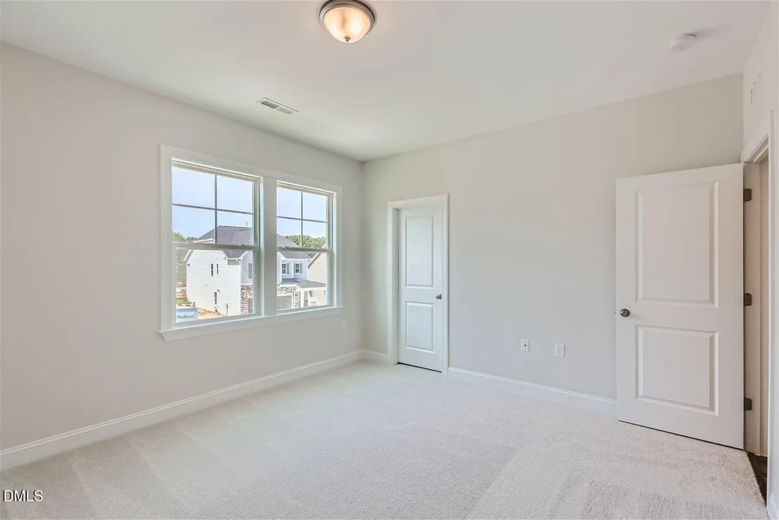 Photo of 124 Fablewood Trail