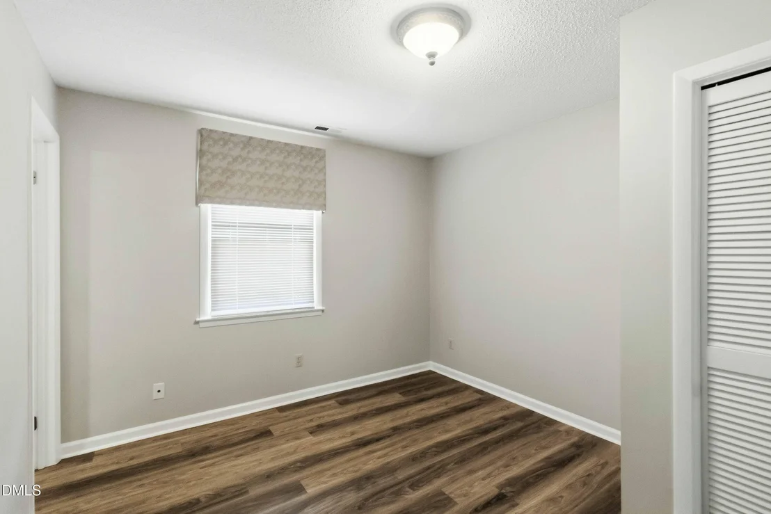 Photo of 1600 Edgebrook Drive