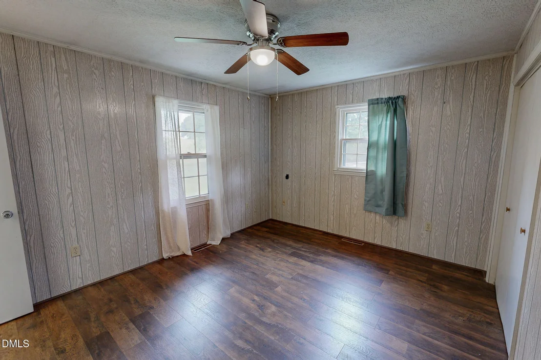 Photo of 2072 Edwin Robertson Road