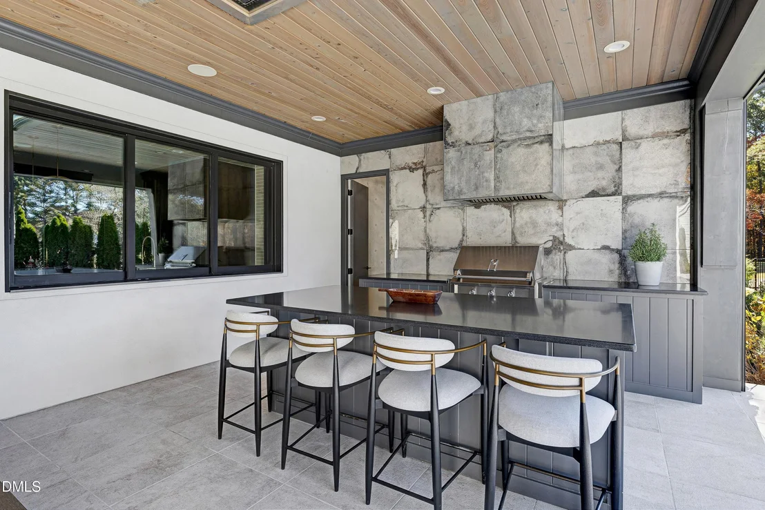 Photo of 7017 Rainwater Road