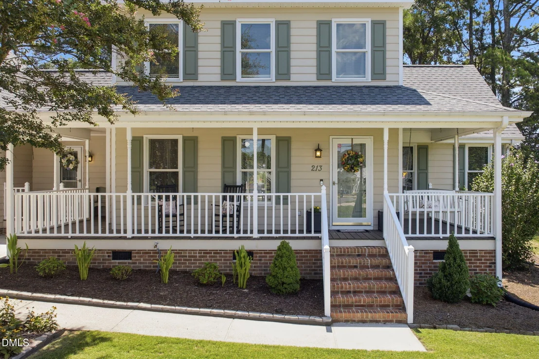 Photo of 213 Windsor Drive