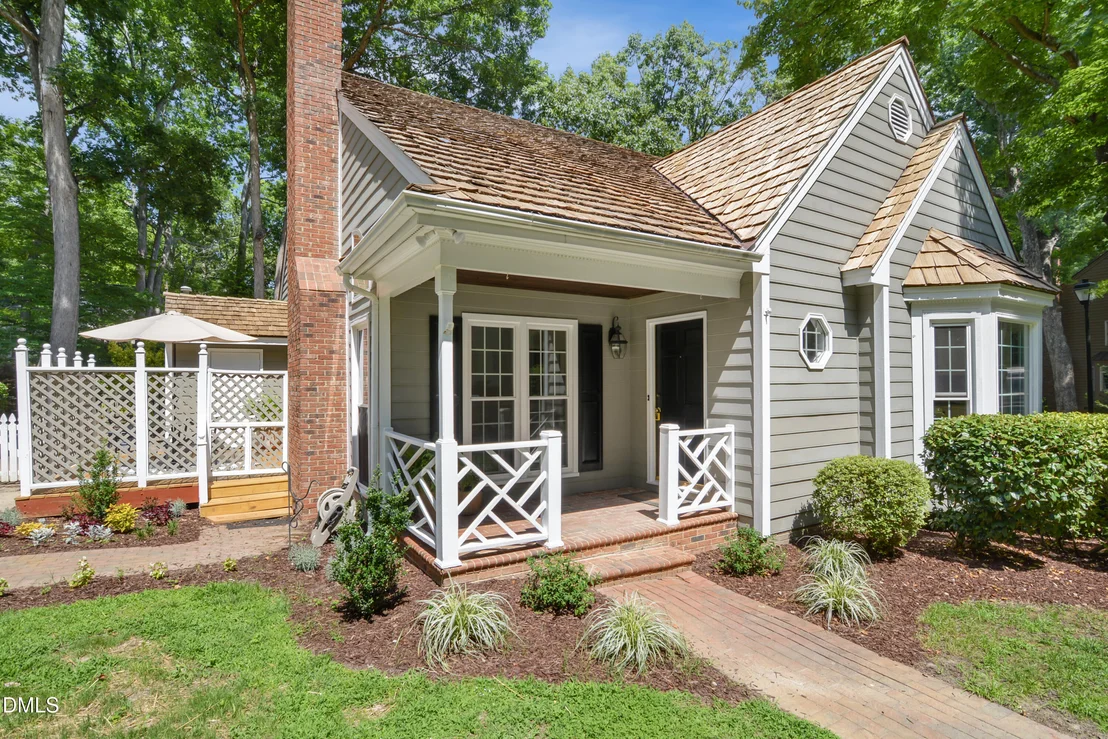 Photo of 2365 Brisbayne Circle