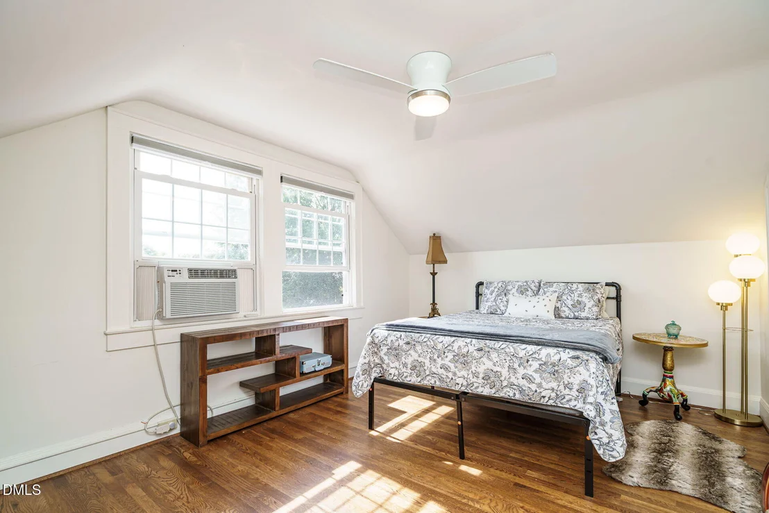 Photo of 316 W Parrish Drive