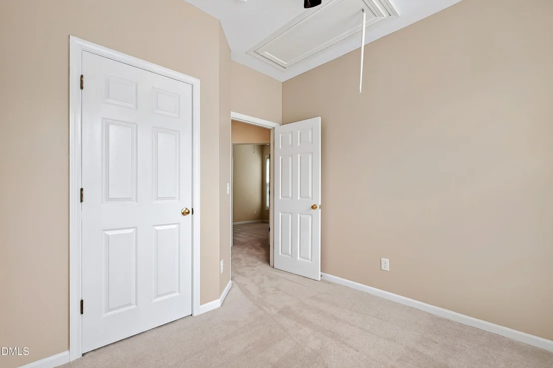 Photo of 118 N Fields Circle