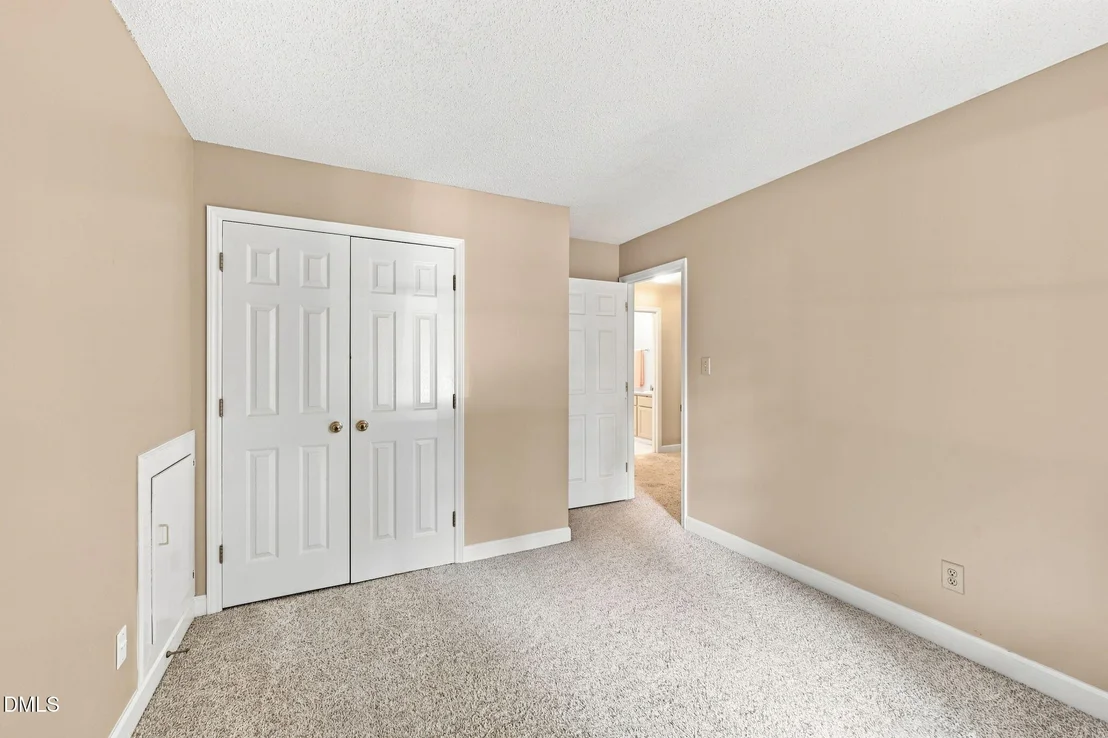 Photo of 1020 Oakwater Drive