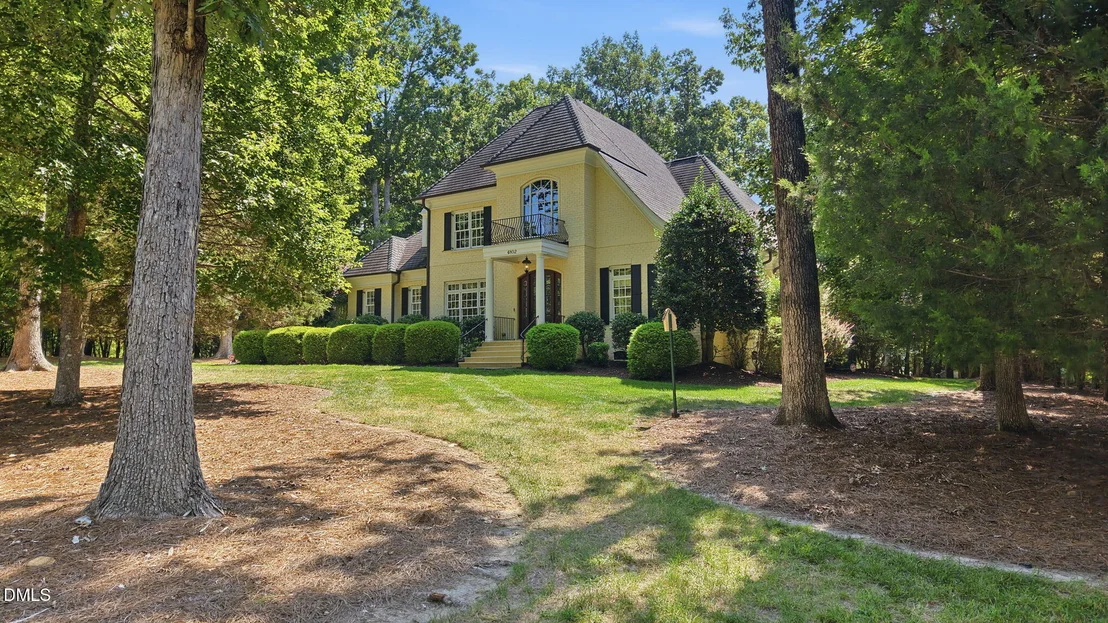 Photo of 6102 Treyburn Point Drive