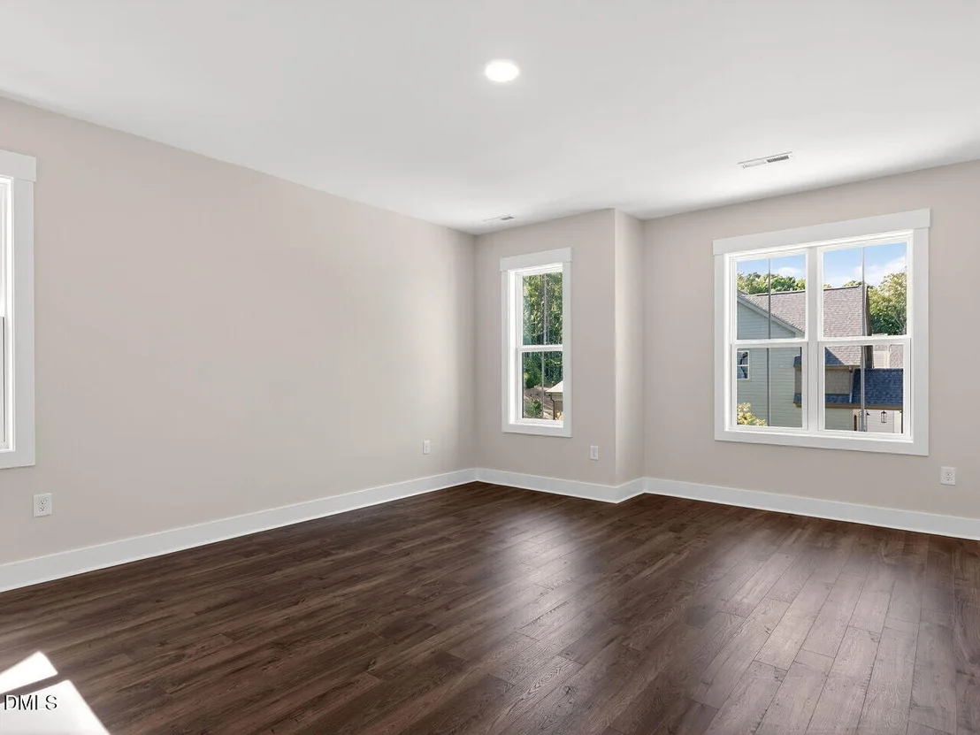 Photo of 1528 Level Stream Road