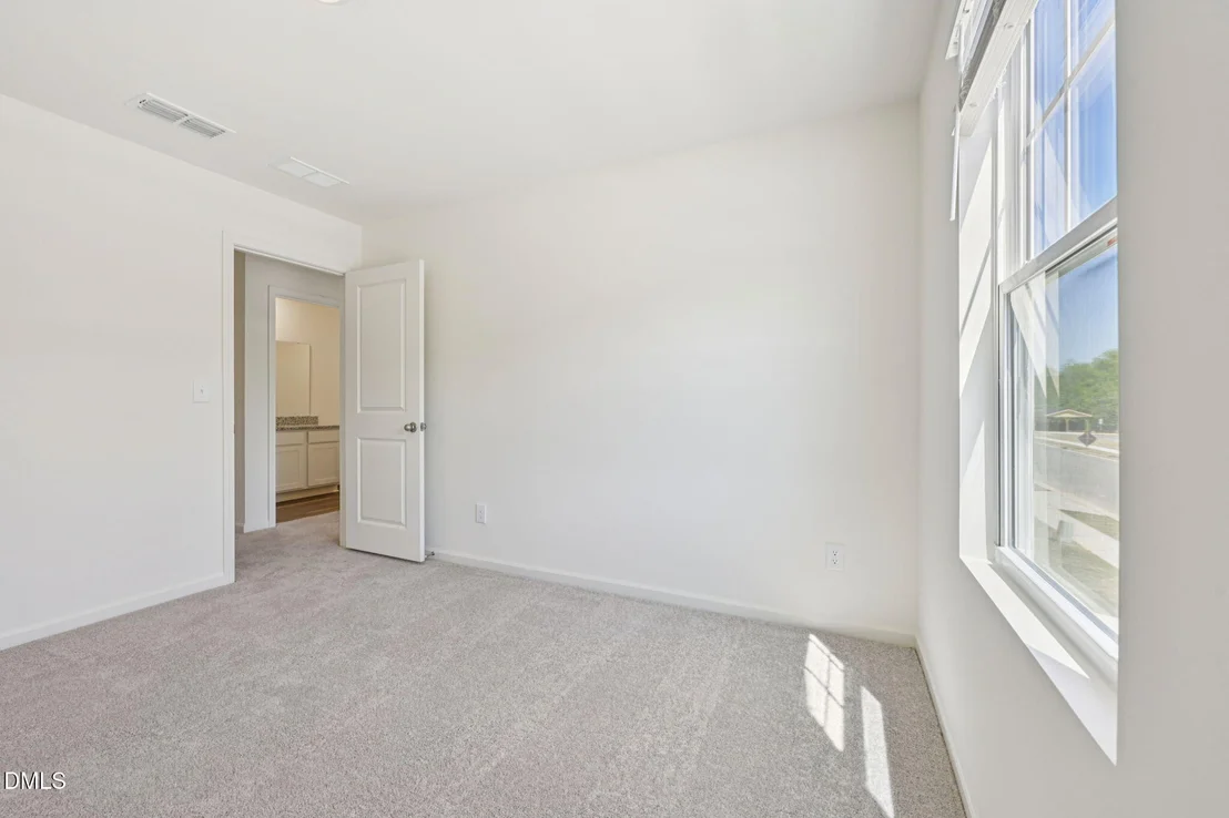Photo of 2561 Quarry Road