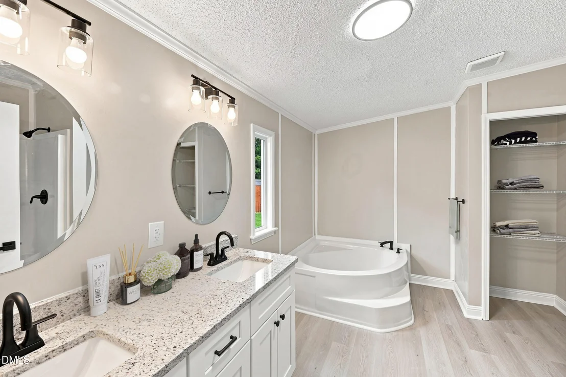 Photo of 182 Wendover Lane