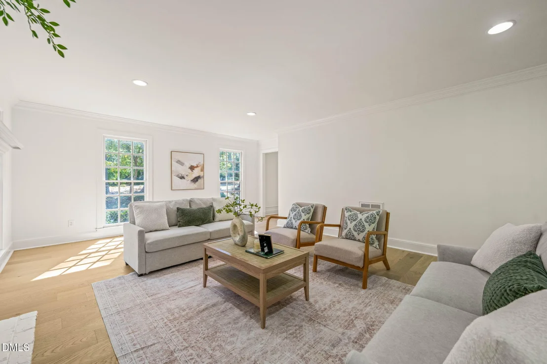 Photo of 2404 Beechview Court