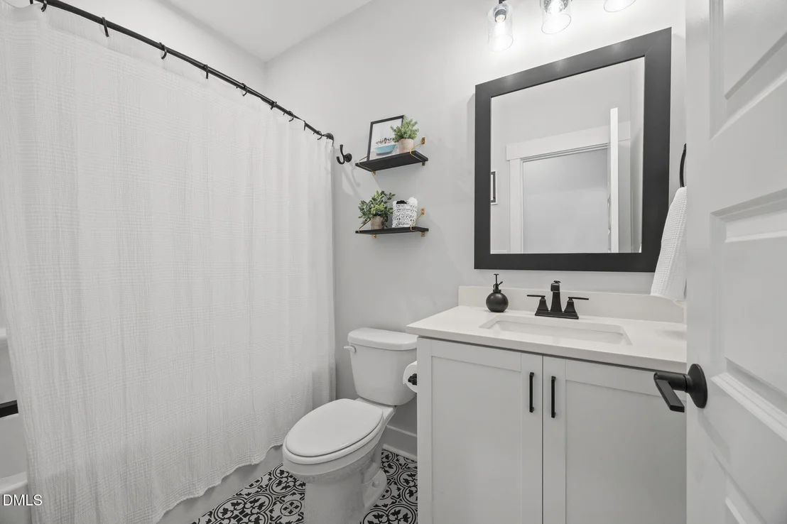 Photo of 512 Basin Hill Drive