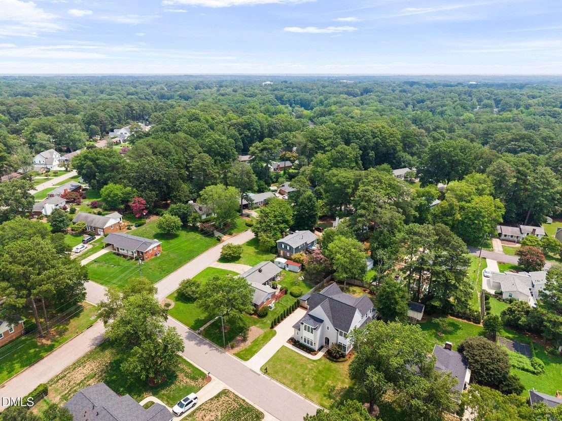 Photo of 4816 Sweetbriar Drive