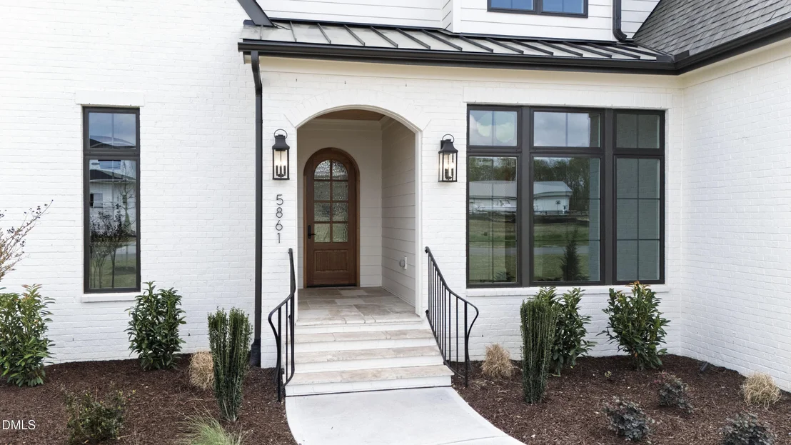 Photo of 688 Lynch Road
