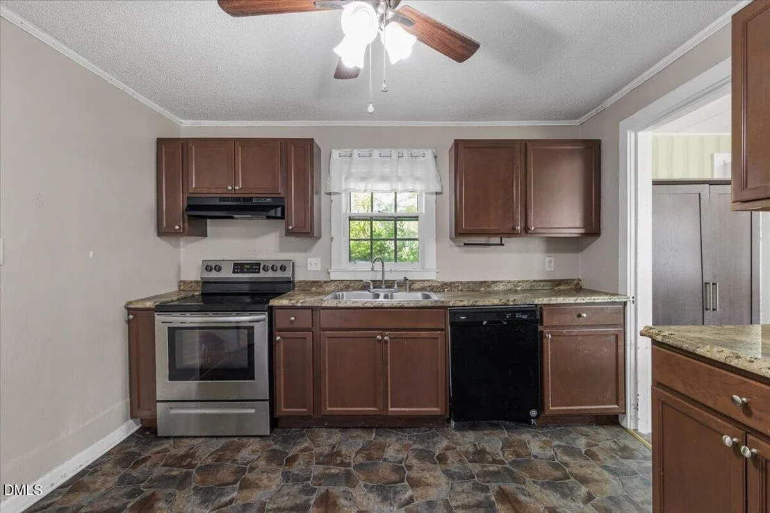 Photo of 700 N Webb Street